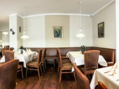 照片: Zum Wiesengrund/Schnitzelhaus